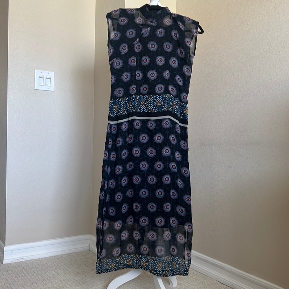 Printed sleeveless maxi dress